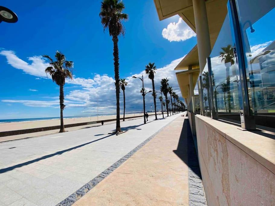 Stylish Apartment With Terrace On The Beachfrom 瓦伦西亚 外观 照片